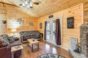 Deck and Fireplace Smoky Mountain Cabin Hideaway!